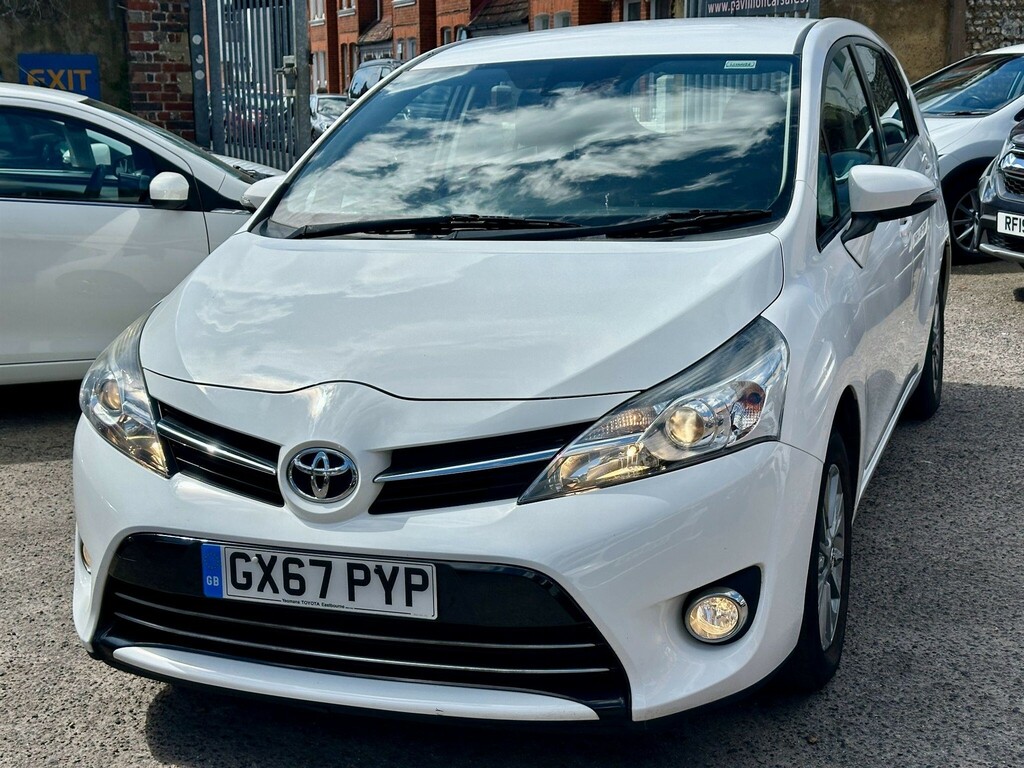 Toyota Verso Mpv GX67PYP White #3