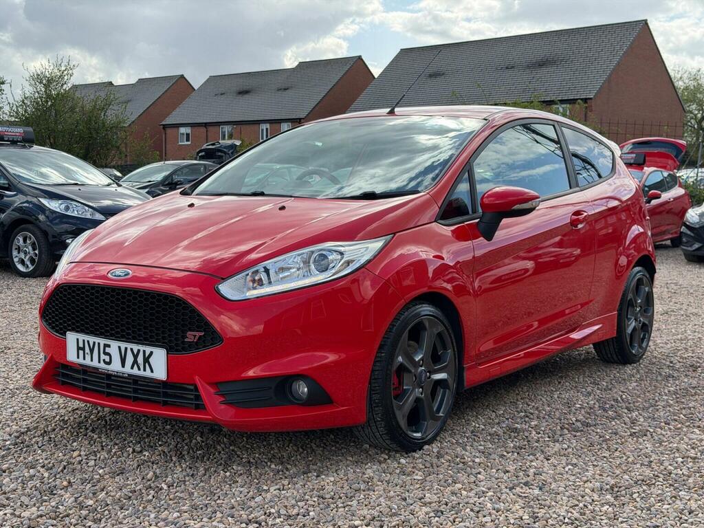 Ford Fiesta Hatchback 1.6T Ecoboost St-2 Euro 6 201515 Red #3