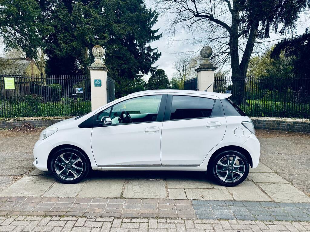 Toyota Yaris Trend Vvt-i PO63UJX White #4