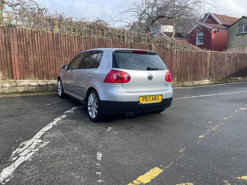 Volkswagen Golf Gt Sport Tsi 140 Silver #4