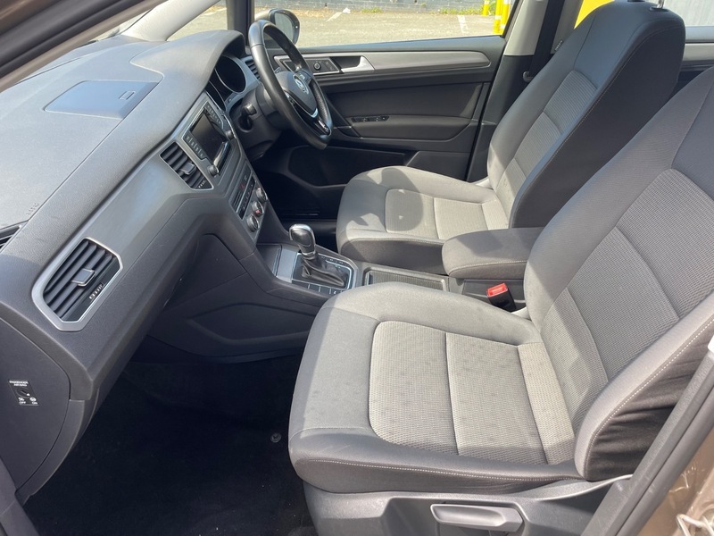 Volkswagen Golf SV Se Tsi Dsg Gold #6