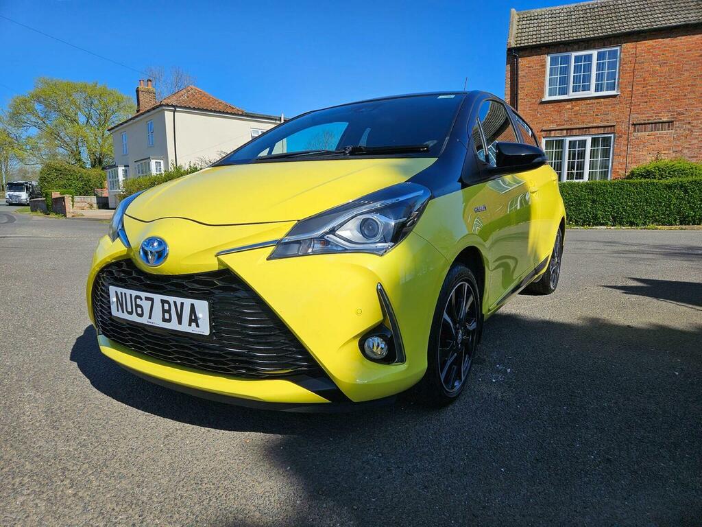 Toyota Yaris Hatchback 1.5 Vvt-h Yellow Bi-tone Limited Edition NU67BVA Yellow #5