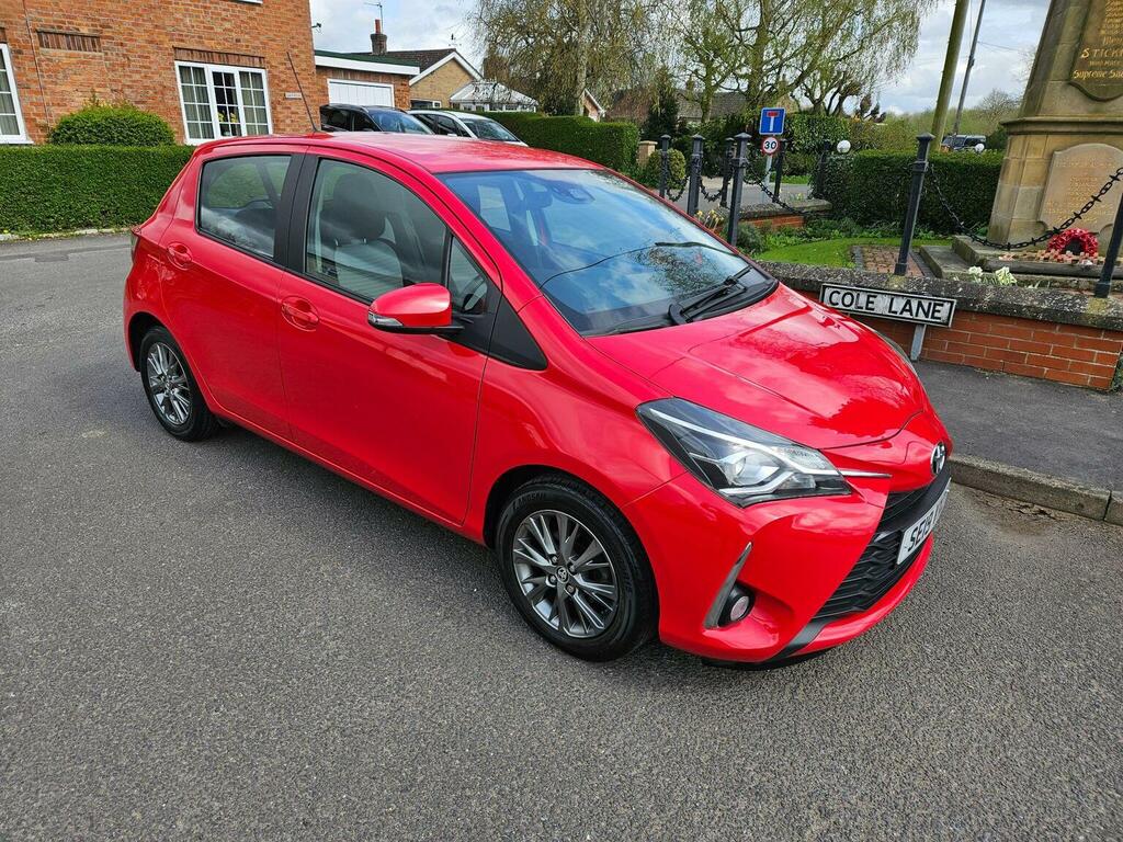Toyota Yaris Hatchback 1.0 Vvt-i Icon Euro 6 201919 SE19VXZ Red #6