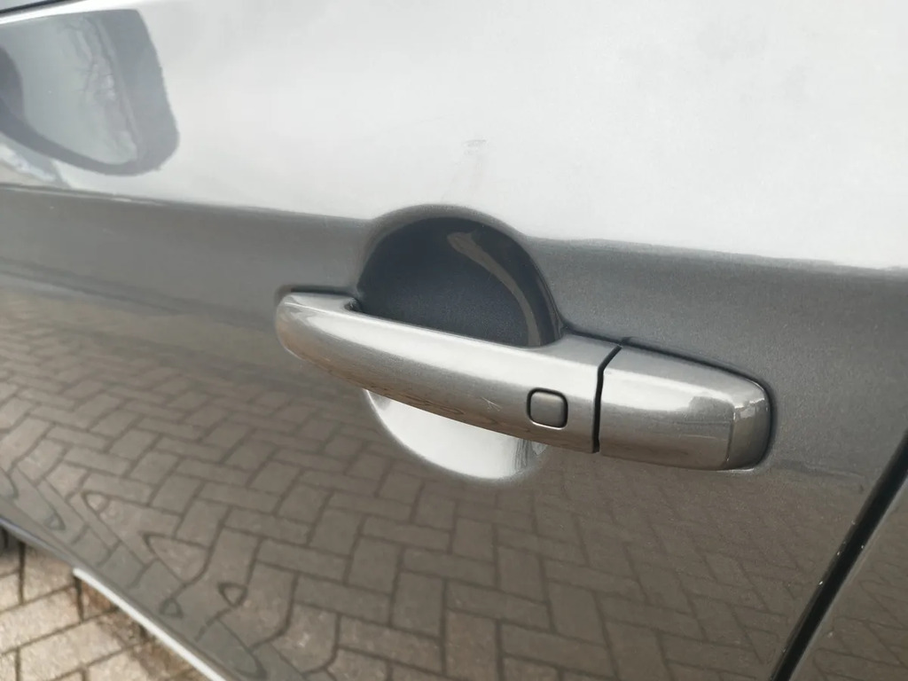 Suzuki S Cross 1.0 B Jet Sz-t 2Wd White #11