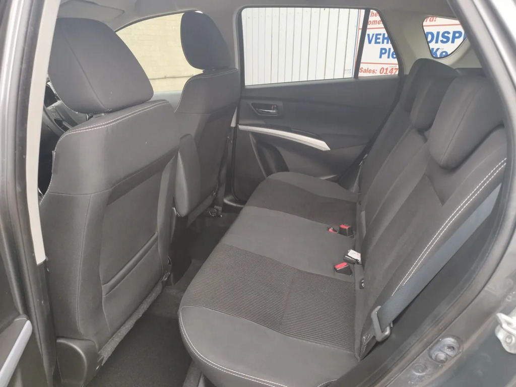 Suzuki S Cross 1.0 B Jet Sz-t 2Wd White #17