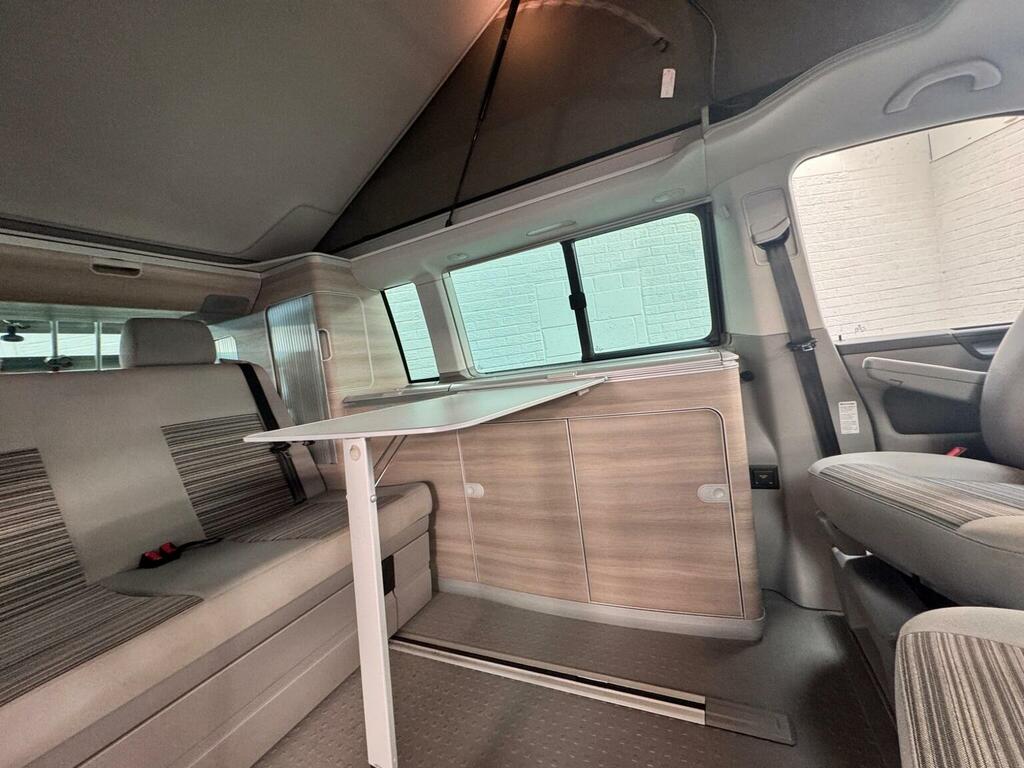 Volkswagen California  Blue #83