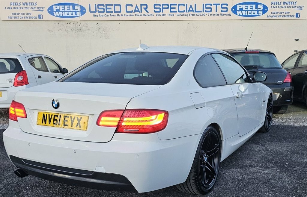 BMW 3 Series 2L M Sport NV61EYX White #5