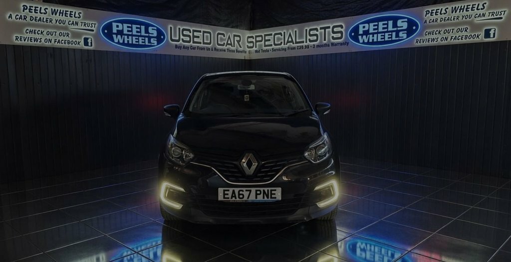 Renault Captur Suv EA67PNE Black #2