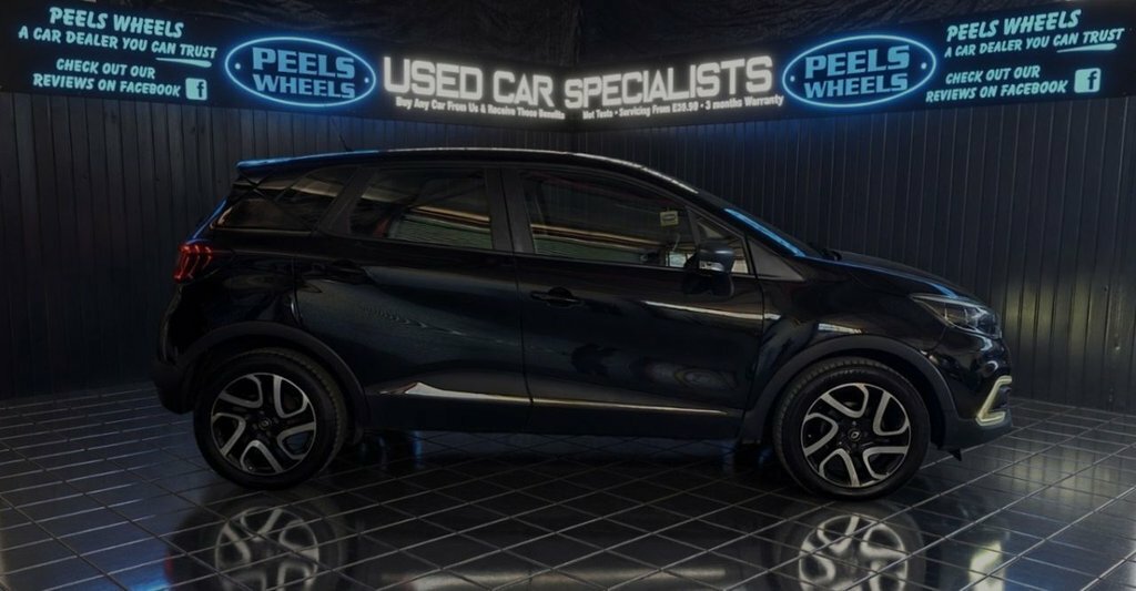 Renault Captur Suv EA67PNE Black #4