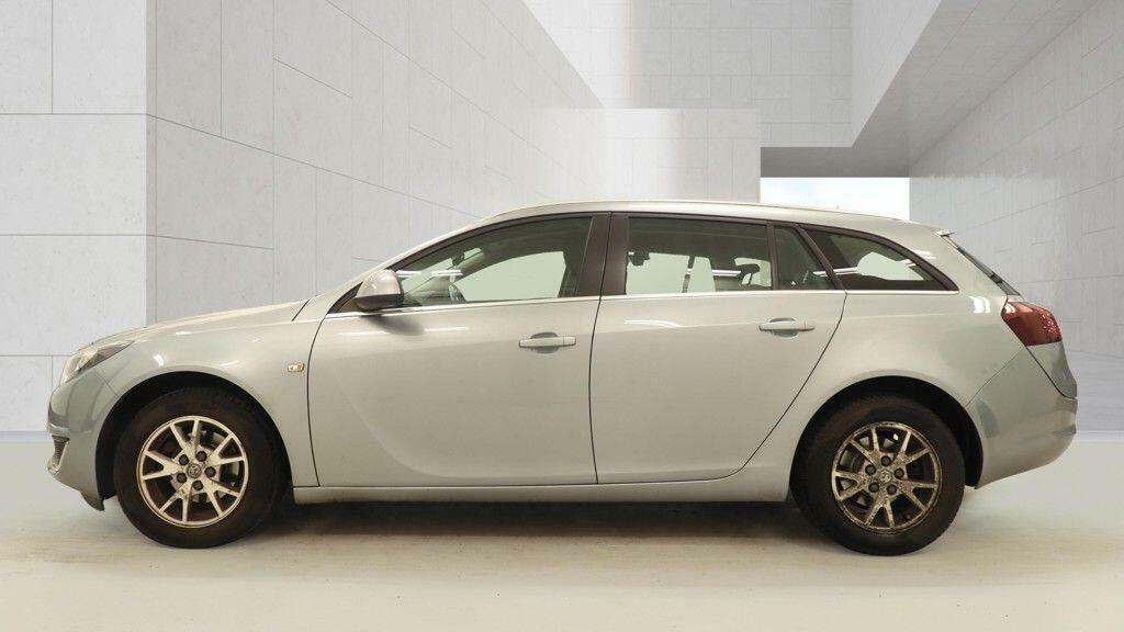 Vauxhall Insignia Estate FG64UGD  #6