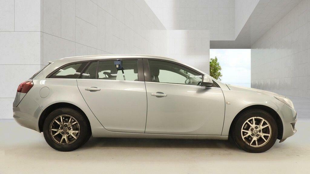 Vauxhall Insignia Estate FG64UGD  #5