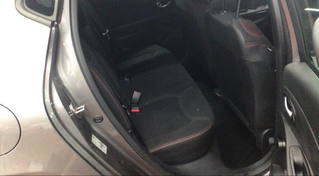 Renault Clio Hatchback FG15NNH #6