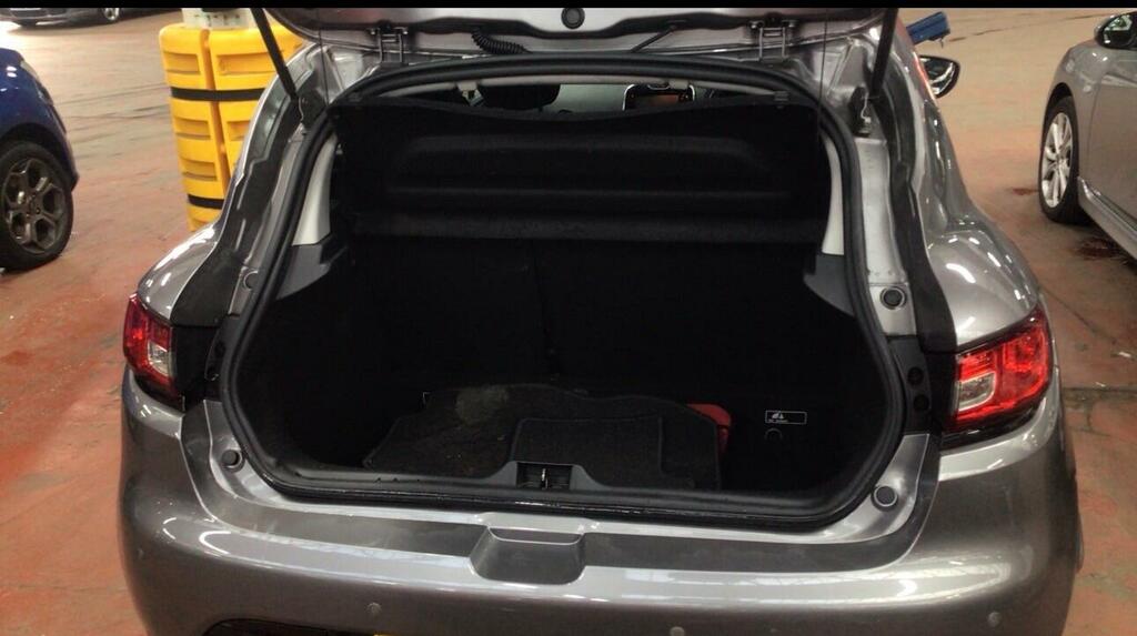 Renault Clio Hatchback FG15NNH #5