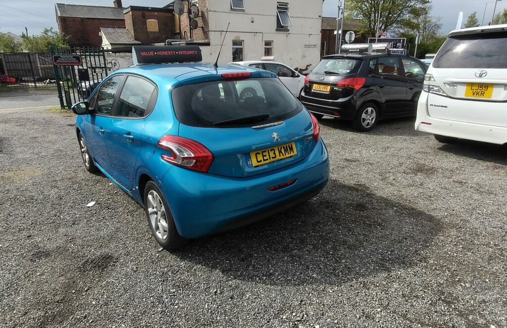 Peugeot 208 208 Active CE13KMM Black #5