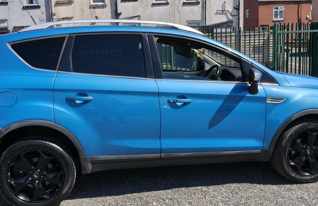 Ford Kuga Suv EJ58JTO Black #2