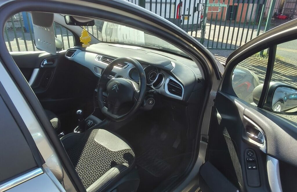 Citroen C3 Hatchback YY59UTT Brown #6
