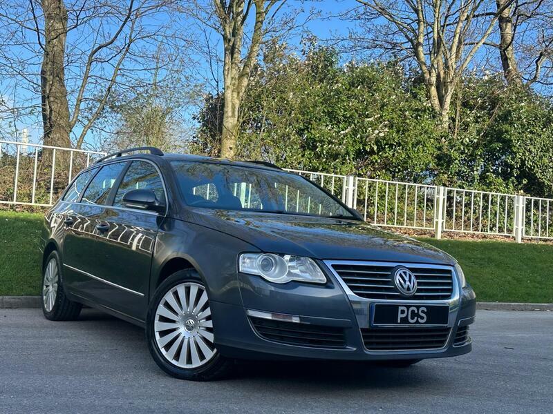 Volkswagen Passat 2.0 Tdi Bluemotion Tech Highline Euro 5 Ss KV60GZP Grey #2