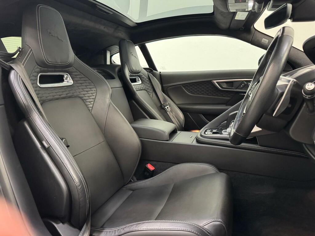 Jaguar F-Type Coupe 2.0I R-dynamic Black Euro 6 Ss Grey #3