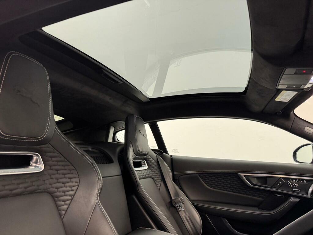 Jaguar F-Type Coupe 2.0I R-dynamic Black Euro 6 Ss Grey #2