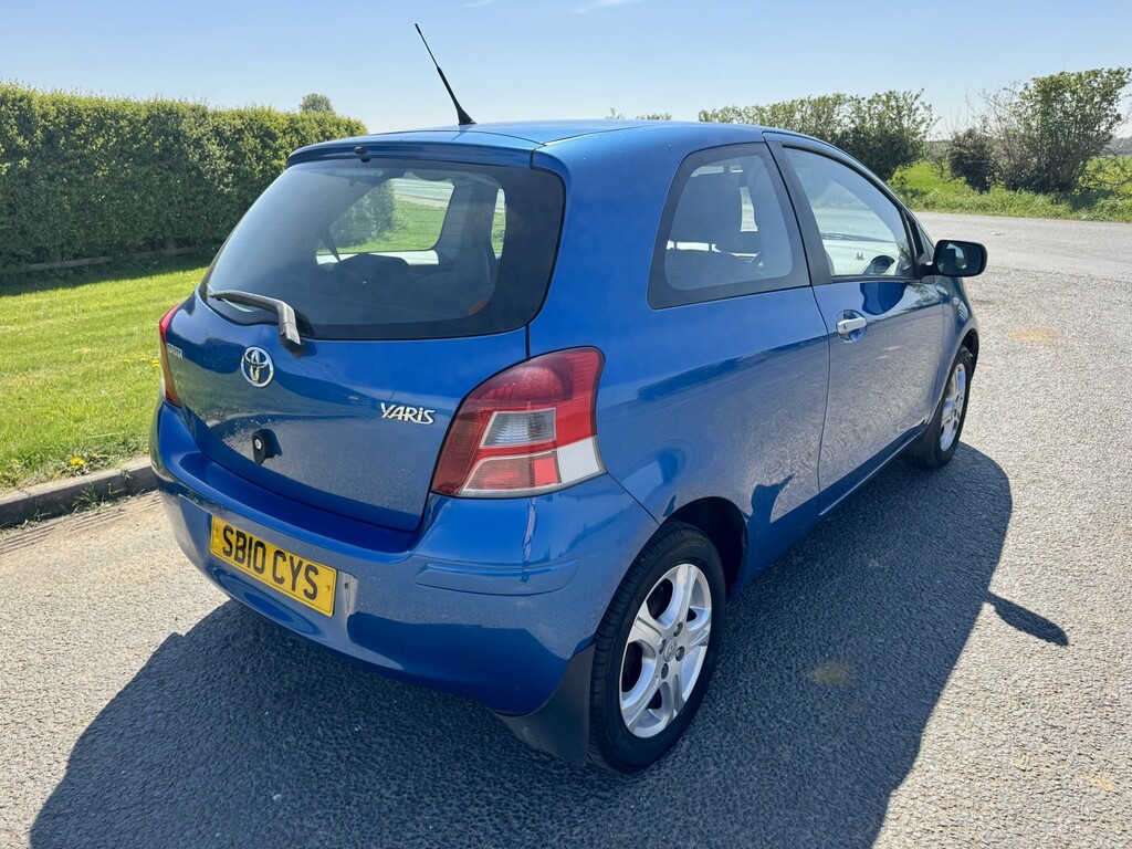 Toyota Yaris 1.0 Vvt-i Tr Blue #2