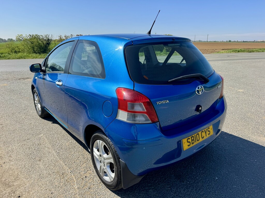 Toyota Yaris 1.0 Vvt-i Tr Blue #4