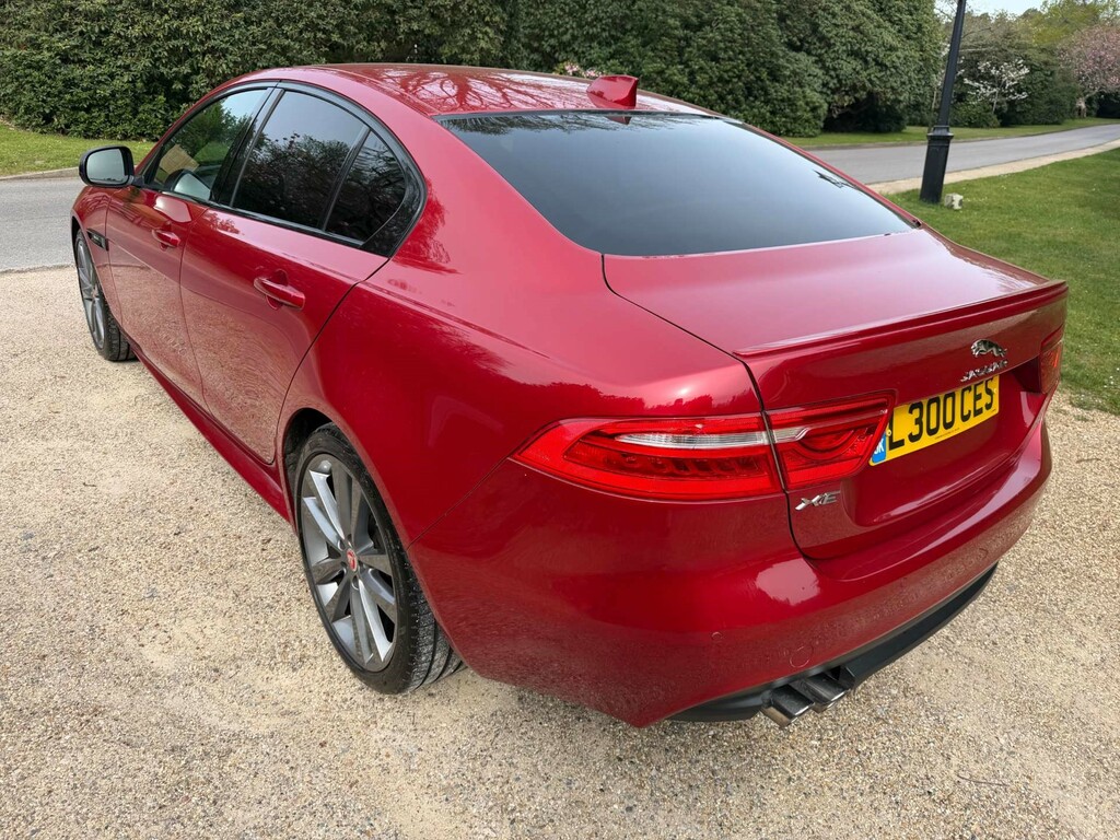 Jaguar XE R-sport D L300CES #4