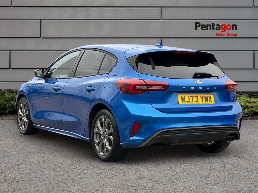 Ford Focus 1.0T Ecoboost St Line Hatchback MJ73YMX Blue #2