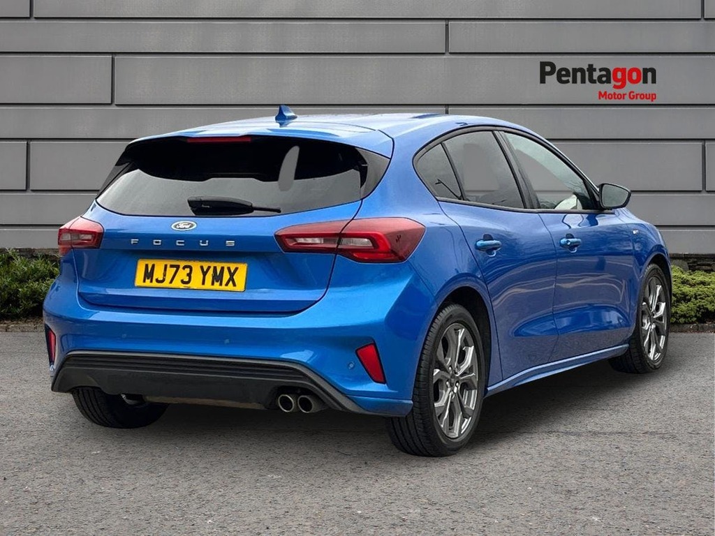 Ford Focus 1.0T Ecoboost St Line Hatchback MJ73YMX Blue #4