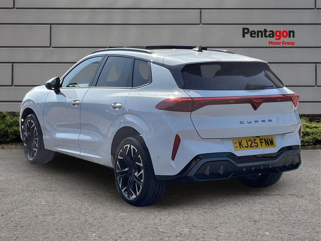 Cupra Terramar 2.0 Tsi Vz2 Suv Dsg 4Drive Euro 6 Ss KJ25FNW White #2