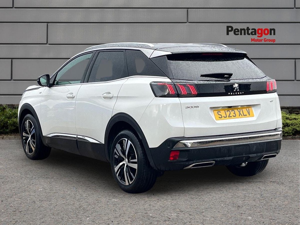 Peugeot 3008 1.2 Puretech Gt Suv Eat Euro 6 Ss 1 SJ23XLV White #2