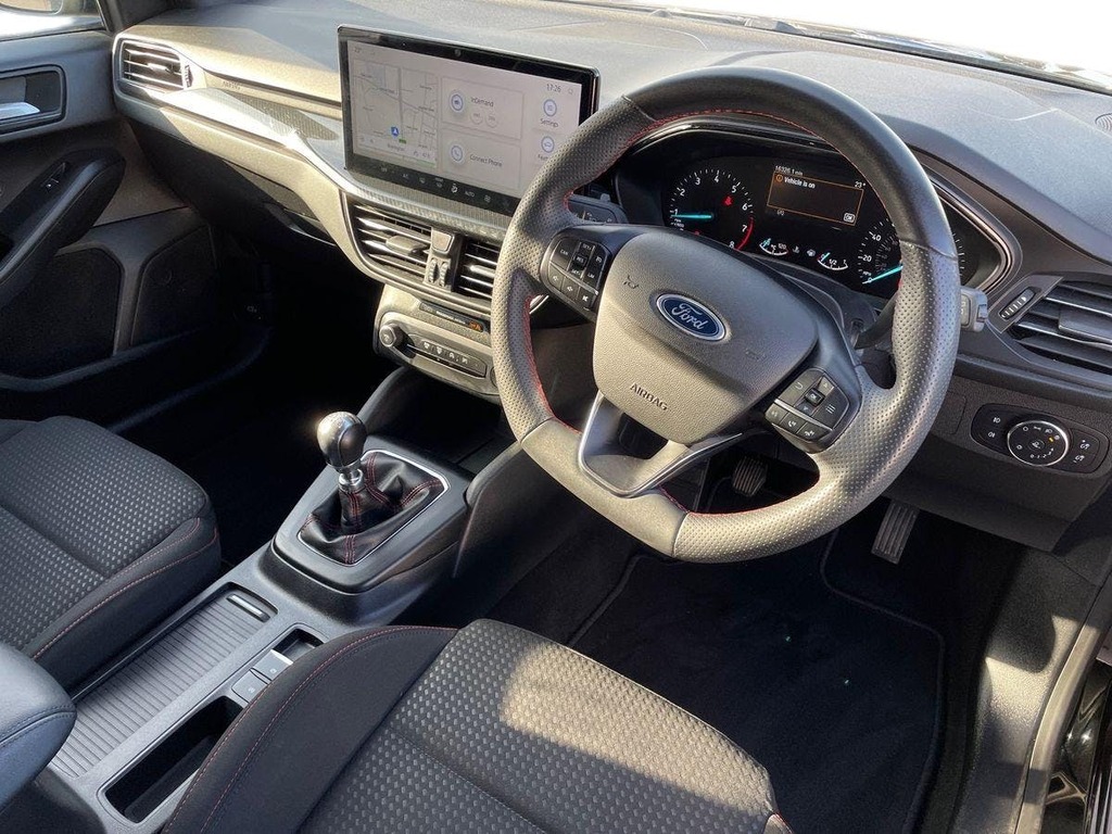Ford Focus 1.0T Ecoboost St Line Hatchback MJ72TLY Black #5