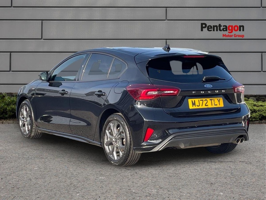 Ford Focus 1.0T Ecoboost St Line Hatchback MJ72TLY Black #2