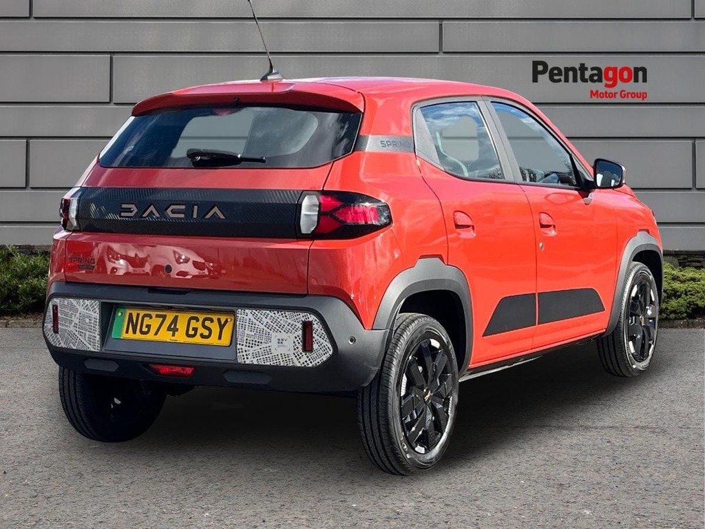 Dacia Spring 65 26.8Kwh Extreme Hatchback 65 NG74GSY Red #4