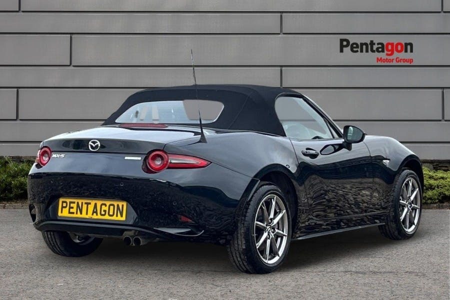 Mazda MX-5 1.5 Skyactiv G Exclusive Line Roadster FV26DOJ Black #4
