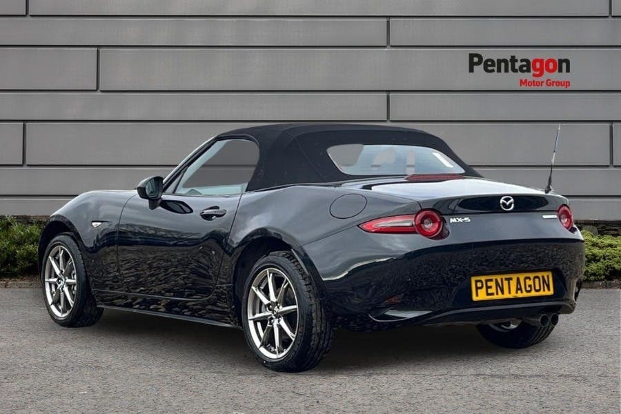 Mazda MX-5 1.5 Skyactiv G Exclusive Line Roadster FV26DOJ Black #2