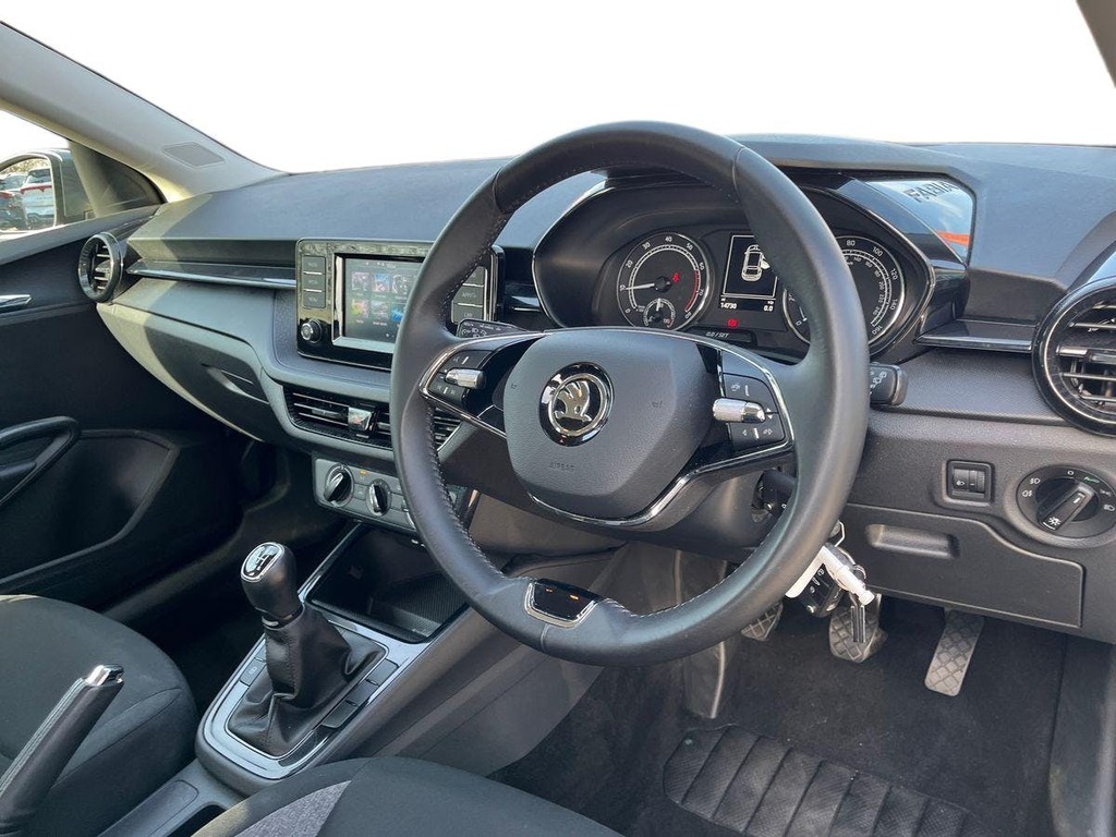 Skoda Fabia 1.0 Tsi Se Comfort Hatchback Eur VU23NCD Grey #5