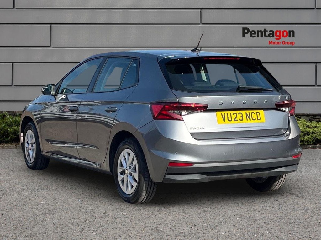 Skoda Fabia 1.0 Tsi Se Comfort Hatchback Eur VU23NCD Grey #2