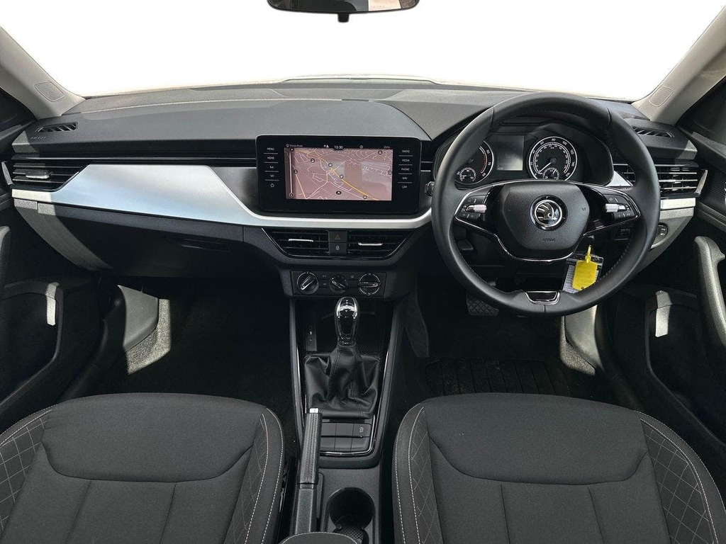 Skoda Kamiq 1.0 Tsi Se Drive Suv Dsg Euro 6 Ss White #6