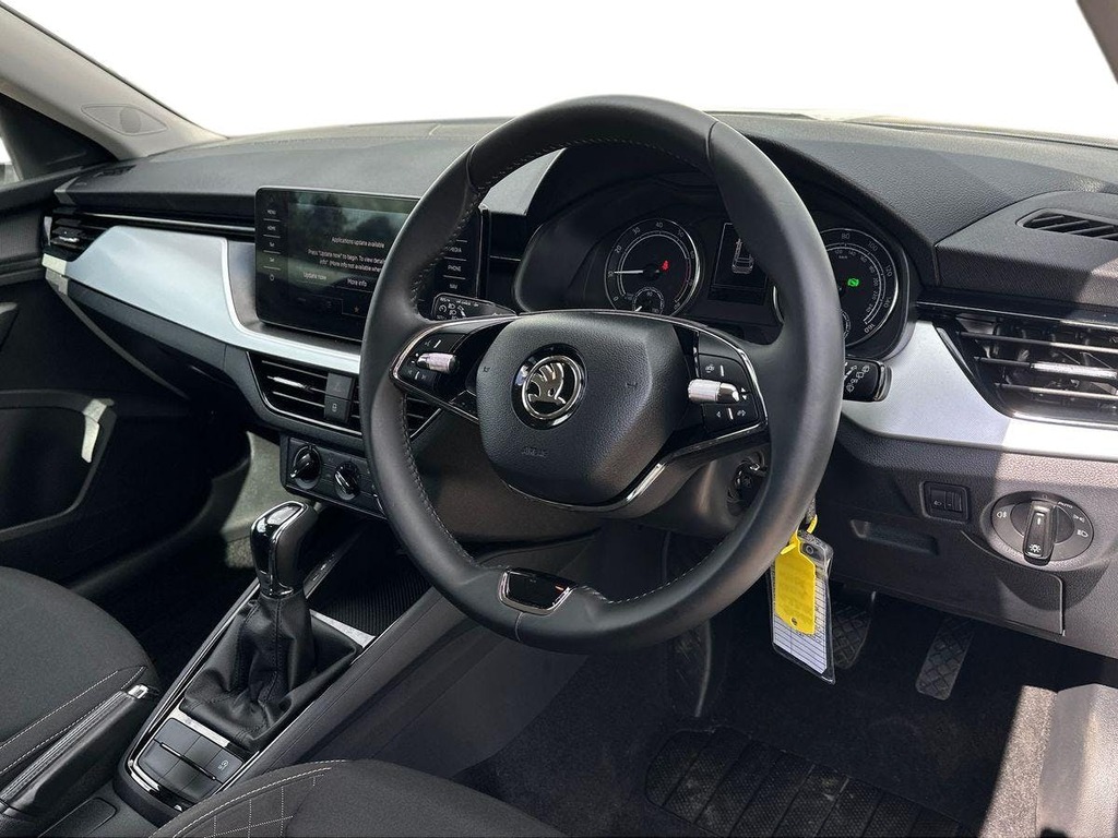 Skoda Kamiq 1.0 Tsi Se Drive Suv Dsg Euro 6 Ss White #5