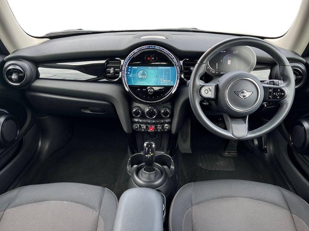 Mini Hatch 1.5 Cooper Classic Hatchback Steptronic CF72WZL White #6