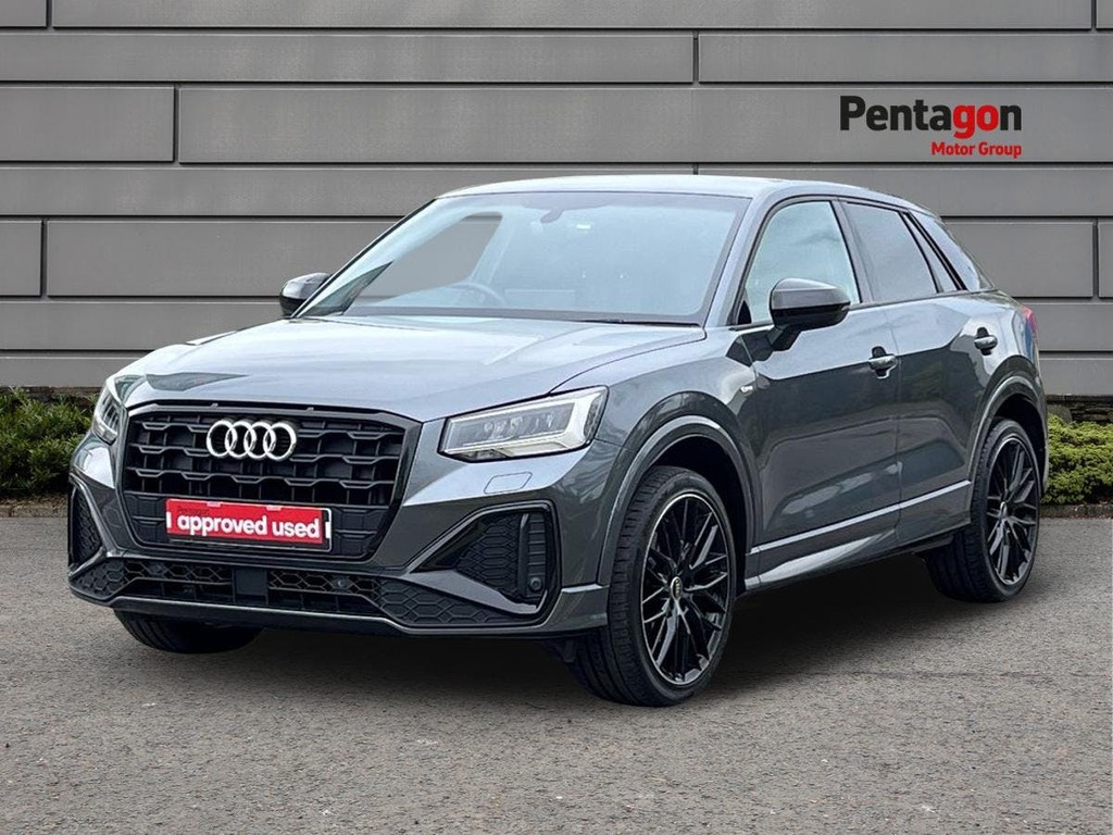 Audi Q2 1.5 Tfsi Cod 35 Black Edition Suv S Tro YR22VWT Grey #3