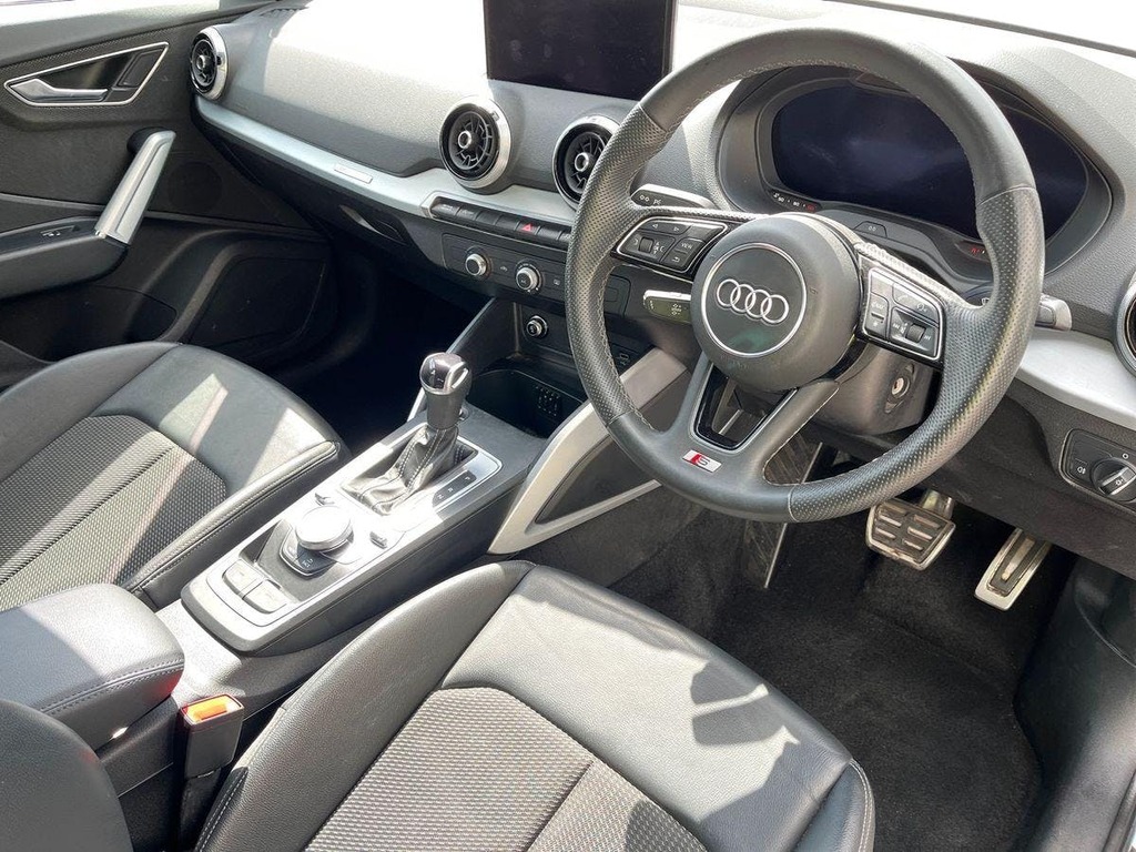 Audi Q2 1.5 Tfsi Cod 35 S Line Suv S Tronic Eur LX23ULZ White #5
