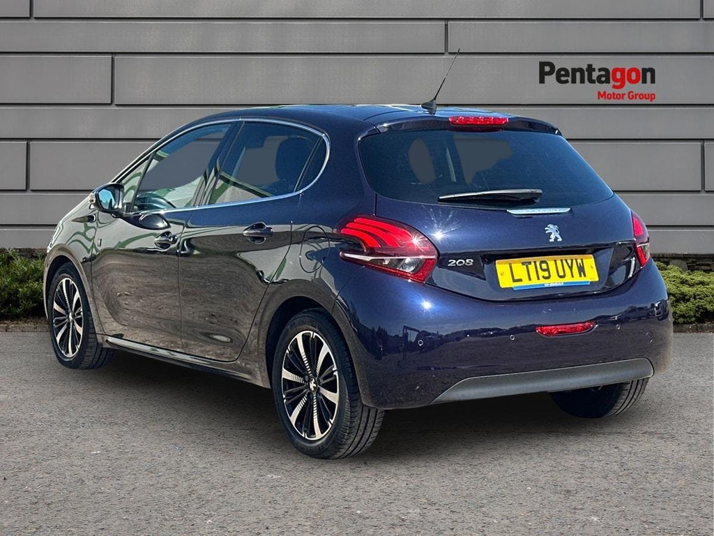 Peugeot 208 1.2 Puretech Tech Edition Hatchback Man LT19UYW Blue #2