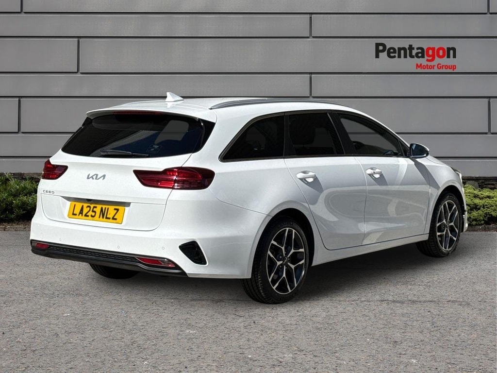 Kia Ceed 1.5 T Gdi 3 Sportswagon Euro 6 LA25NLZ White #4