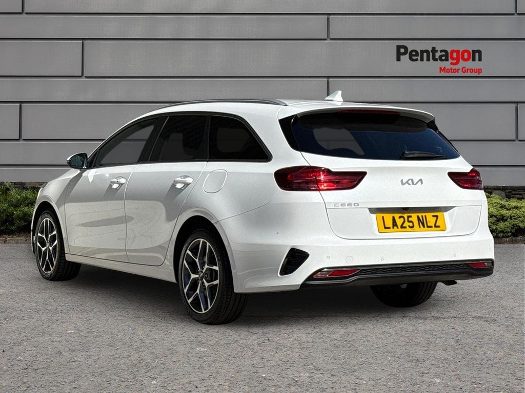 Kia Ceed 1.5 T Gdi 3 Sportswagon Euro 6 LA25NLZ White #2
