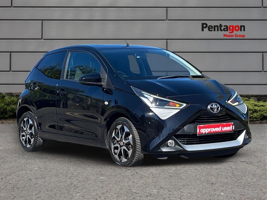 Toyota Aygo 1.0 Vvt I X Plore Hatchback X Shift Eur Black