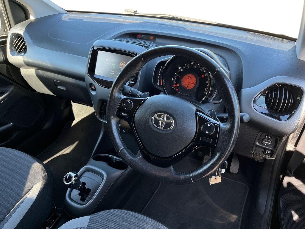 Toyota Aygo 1.0 Vvt I X Plore Hatchback X Shift Eur Black #5