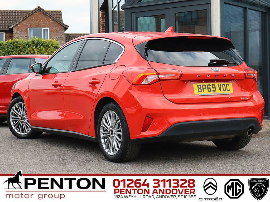 Ford Focus 1.0T Ecoboost Titanium X Euro 6 Ss BP69VDC Red #4