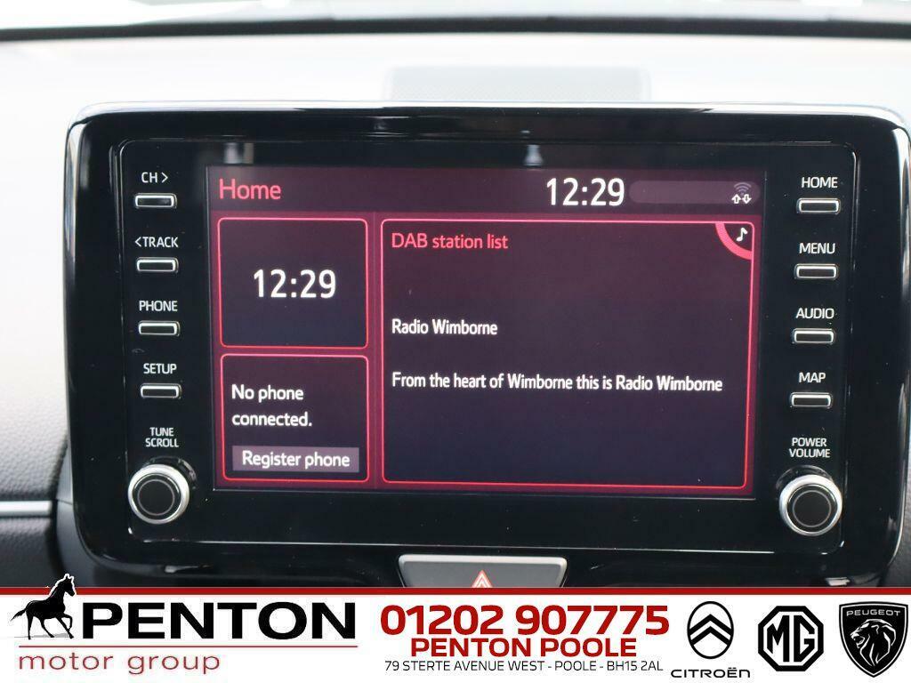 Toyota Yaris Cross 1.5 Vvt-h Design E-cvt Euro 6 Ss HJ23KHW White #3