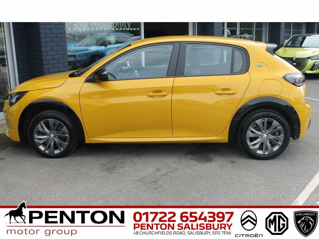 Peugeot e-208 50Kwh Allure GSZ2417 Yellow #5